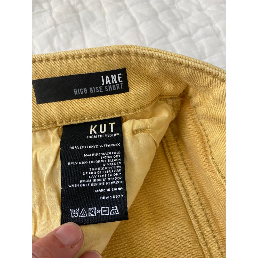 Kut Shorts High Rise Frayed Golden Sun Yellow Jane Hem 5 pocket zip Fly Size 14 - Picture 13 of 13